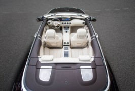 2017-Mercedes-Benz-S550-Cabriolet-top-view