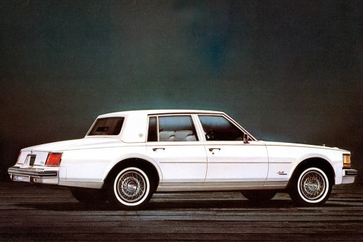 Cadillac_Seville_Sedan_1975