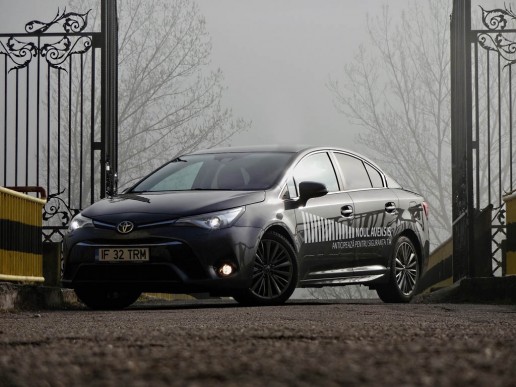 Toyota Avensis 2016