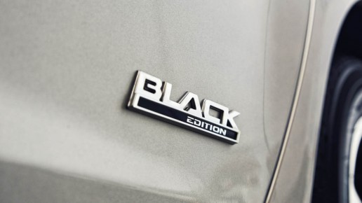Holden Commodore Black edition
