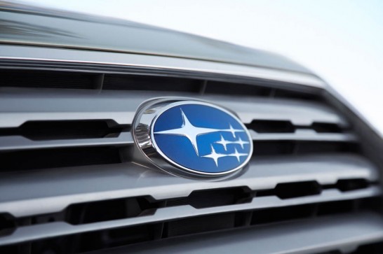 2015-Subaru-Outback-grille-closeup