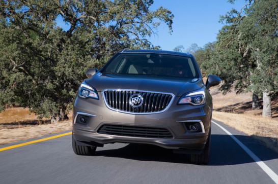 2016-Buick-Envision-front-end-in-motion