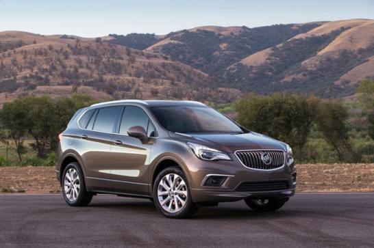2016-Buick-Envision-front-three-quarter-02
