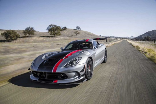 2016-Dodge-Viper-ACR-01