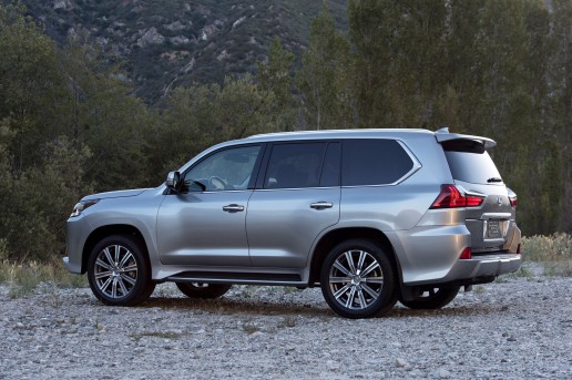  2016 Lexus LX 570