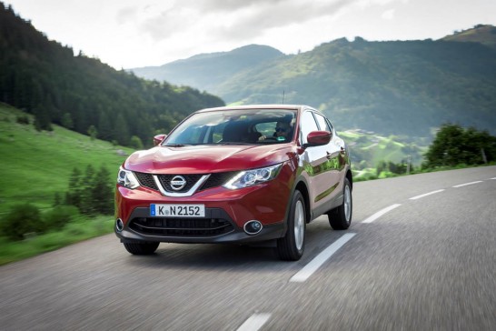 2016-nissan-qashqai-11