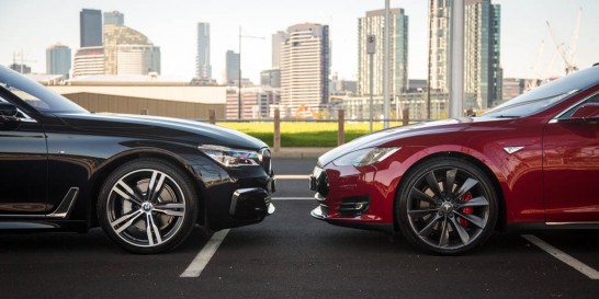 2016-tesla-modelS-p90d-v-bmw-730d-comparison-41