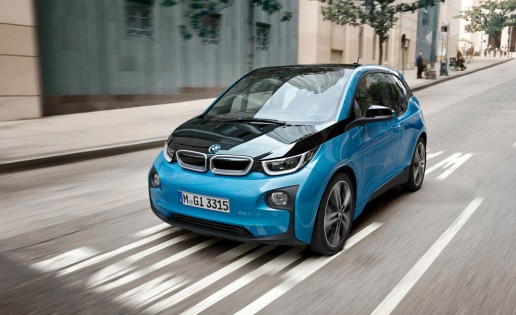 2017-BMW-i3-109