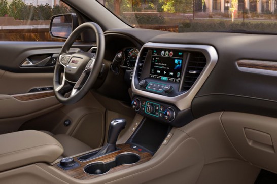 2017-GMC-Acadia-Denali-interior-3