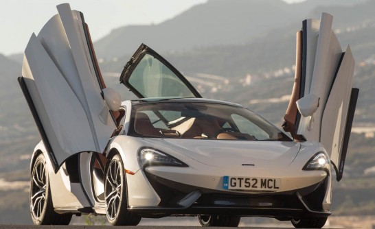 2017 McLaren 570GT