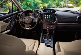 2017-Subaru-Impreza-interior