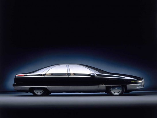 Cadillac-Voyage-1988-Concept-01