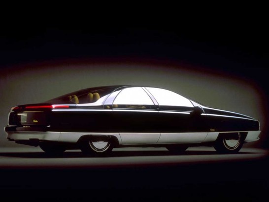 Cadillac-Voyage-1988-Concept-02