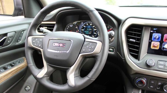 GMC Acadia Denali 2017