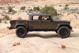 Jeep-Crew-Chief-715-side-profile