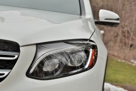 Land-Rover-vs-Mercedes-GLC-27