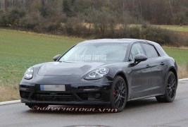 Porsche-Panamera-Shooting-Brake-Prototype-front-three-quarter