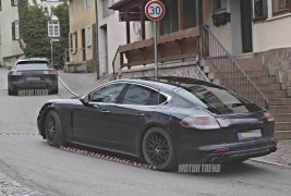 Porsche-Panamera-Shooting-Brake-Prototype-rear-three-quarter