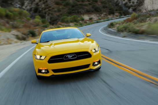 2015-Ford-Mustang-GT-front-end-in-motion-08