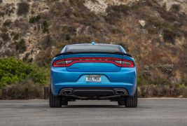 2016-Dodge-Charger-SXT-rear-end