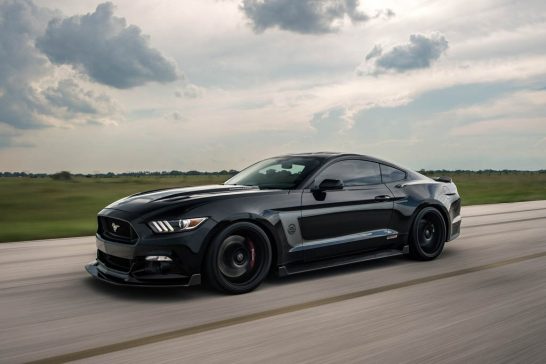 2016-Ford-Mustang-Hennessey-HPE800-25th-Anniversary-front-three-quarter-in-motion-02