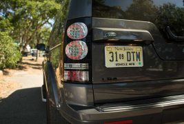 2016-LandRover-LR4-9