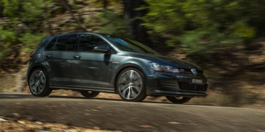 VW Golf GTI Performance vs Peugeot 308 GTi 270