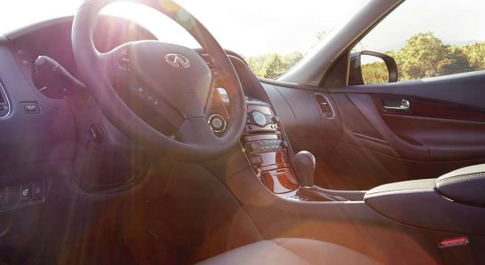 2016-infiniti-qx50-crossove-interior-01