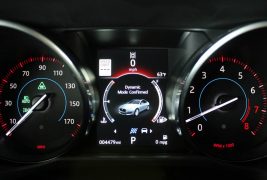 2016-jaguar-xf-35t-r-sport-rwd-21