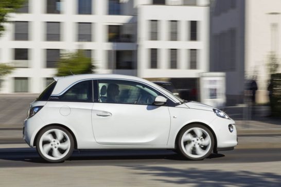 Opel Adam 2016