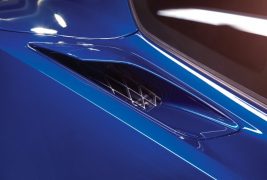 2017-Chevrolet-Corvette-Grand-Sport-307-876x535