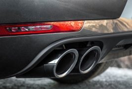 2017-Porsche-Macan-GTS-140