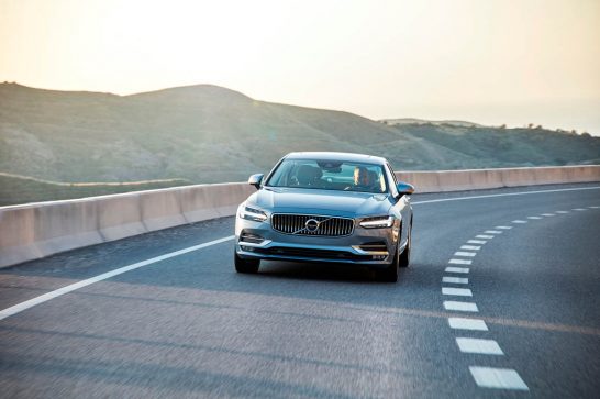 2017 Volvo S90