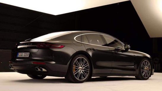 2017-porsche-panamera-leaked-photos 2