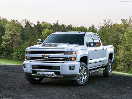 Chevrolet Silverado 2500HD 02