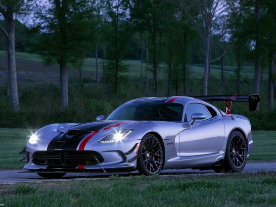 Dodge-Viper-2016-ACR-01