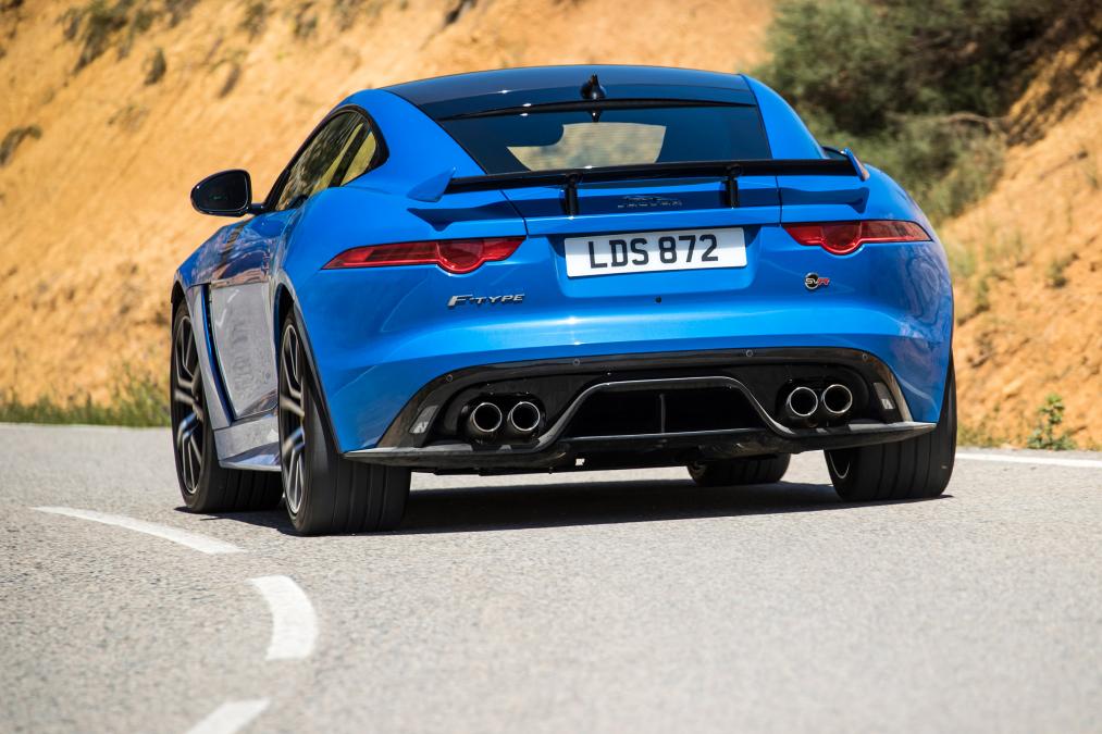 Jaguar F-Type SVR 2016