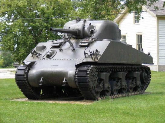تانک M4 Sherman یا یک موتور 9 سیلندر رادیال با 400 اسب بخار قدرت