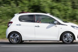 Peugeot 108 03