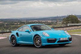Porsche 911 Turbo S 2016