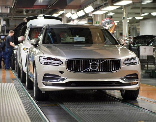 Start_of_production_of_new_Volvo_V90_premium_estate