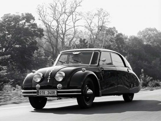 Tatra T77 1934 اولین خودروی موتور عقب تولیدی دنیا