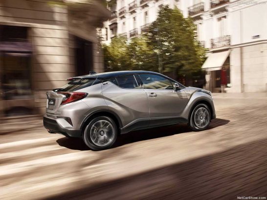 Toyota-C-HR-2017-1024-0e