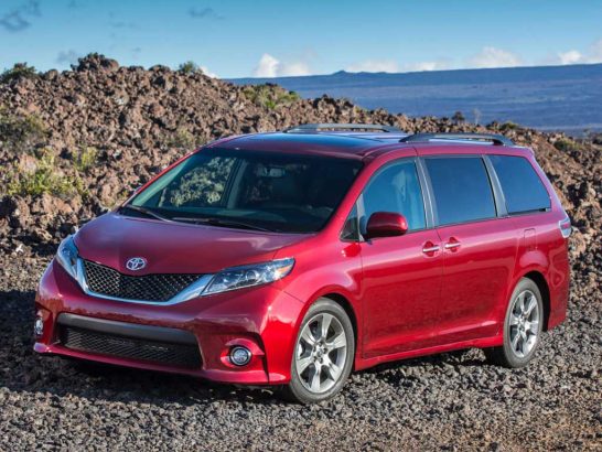 Toyota-Sienna-2014-SE-01