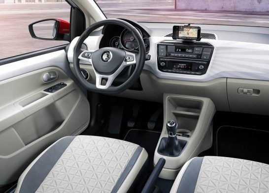 Volkswagen-Up-2017-11