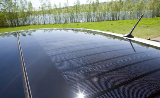 toyota-prius-next-solar-roof-1