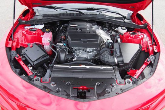 2016-Chevrolet-Camaro-1LT-Engine-01