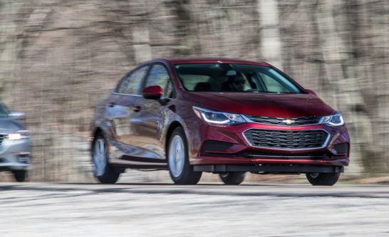 2016-Chevrolet-Cruze-LT-201-876x535