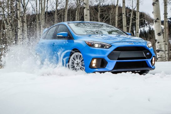 2016-Ford-Focus-RS-Winter-Tire-Package-sliding-through-snow