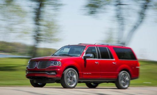 2016-Lincoln-Navigator-L-102-876x535